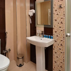 Hotel Diamond Dat Exx Company 3* Стандартный семейный номер с двуспальной кроватью