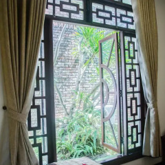Отель Flower Garden Homestay 3* Номер Делюкс фото 19