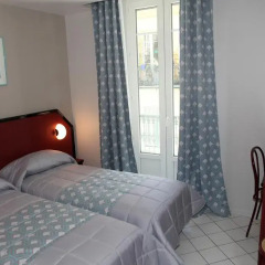 Отель Bristol Nice 2* Стандартный номер с 2 отдельными кроватями фото 3