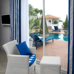 Отель Phuket Boat Quay 4* Улучшенный номер с различными типами кроватей фото 4