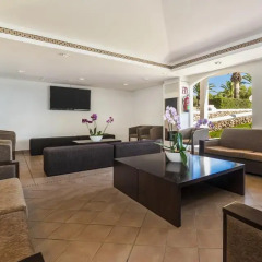 Отель Globales Cala´n Blanes интерьер отеля