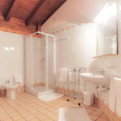 Отель Agriturismo Pituello Сан-Микеле-аль-Тальяменто ванная