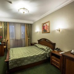 Гостиница Поларис 4* Стандартный номер с двуспальной кроватью фото 3