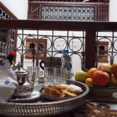 Отель Dar Fès Huda Марокко, Фес - отзывы, цены и фото номеров - забронировать отель Dar Fès Huda онлайн гостиничный бар