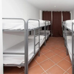 Galaxy Star Hostel Barcelona Кровать в женском общем номере с двухъярусной кроватью фото 3