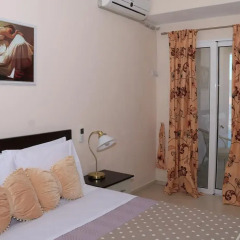 Отель My Ksamil Guesthouse Апартаменты с различными типами кроватей фото 5