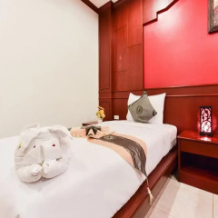 Отель Art Mansion Patong 3* Стандартный номер двуспальная кровать фото 9