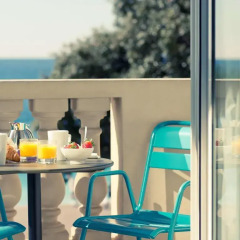 Отель Mercure Nice Marche aux Fleurs балкон