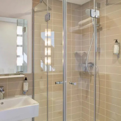 Отель Contact ALIZE MONTMARTRE 3* Улучшенный номер с различными типами кроватей фото 12