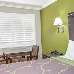 Отель Super 8 by Wyndham Inglewood/LAX/LA Airport 2* Стандартный номер с различными типами кроватей фото 8