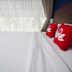 Отель ZEN Rooms Silom Soi 17 Стандартный номер с различными типами кроватей фото 7
