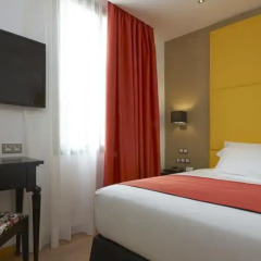 Hotel Hesperia Barri Gòtic 3* Стандартный номер с различными типами кроватей