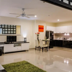 Отель View Talay Condominium by Vlad Property Люкс с различными типами кроватей фото 5