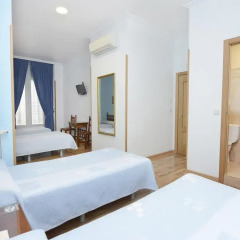 Отель Hostal Biarritz Испания, Мадрид - отзывы, цены и фото номеров - забронировать отель Hostal Biarritz онлайн комната для гостей