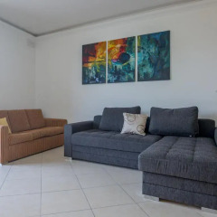 Отель SeaView Apartment in Saint Thomas Bay Мальта, Марсаскала - отзывы, цены и фото номеров - забронировать отель SeaView Apartment in Saint Thomas Bay онлайн комната для гостей фото 4