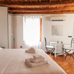 Отель Italianway Apartments - Ponte Vetero Италия, Милан - отзывы, цены и фото номеров - забронировать отель Italianway Apartments - Ponte Vetero онлайн комната для гостей фото 5