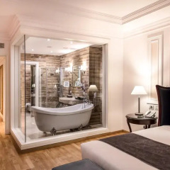 Отель Xheko Imperial Hotel Албания, Тирана - отзывы, цены и фото номеров - забронировать отель Xheko Imperial Hotel онлайн ванная