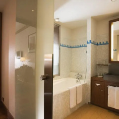 Radisson Blu Hotel Champs Elysées, Paris 5* Номер Делюкс с различными типами кроватей фото 2