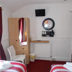 Delamere Hotel в номере