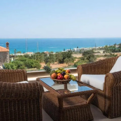 Отель Irida Villa Вилла с различными типами кроватей фото 20