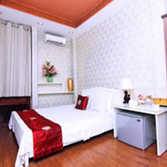 Отель Hanoi Central Homestay 3* Улучшенный номер