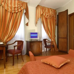 Отель Albergo Cesàri 3* Стандартный номер с двуспальной кроватью фото 4