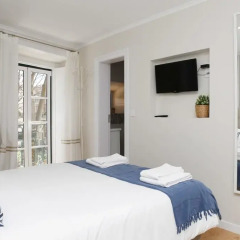 Отель Flores Guest House 4* Стандартный номер с двуспальной кроватью фото 7