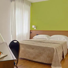 Hotel Mistral 2 4* Стандартный номер фото 4