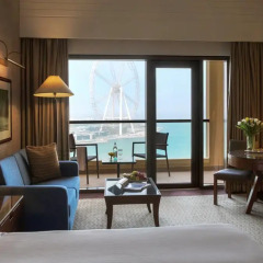 Отель Amwaj Rotana - Jumeirah Beach Residence 5* Стандартный номер с различными типами кроватей фото 3