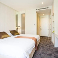 Отель Aphrodite Inn Bangkok 3* Номер Делюкс с различными типами кроватей фото 12