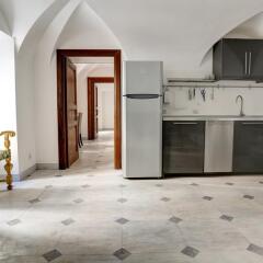 Отель Prime 1Br Ba Apt Next Colosseum Италия, Рим - отзывы, цены и фото номеров - забронировать отель Prime 1Br Ba Apt Next Colosseum онлайн балкон