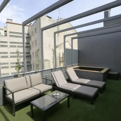 Отель Charm Flats бассейн