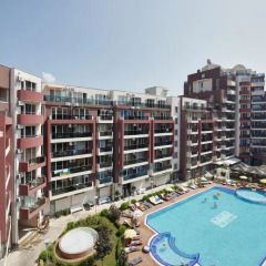 Отель Admiral Plaza Holiday Apartments Болгария, Солнечный берег - отзывы, цены и фото номеров - забронировать отель Admiral Plaza Holiday Apartments онлайн балкон