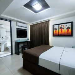 Hotel Portonovo Plaza Malecón 3* Улучшенный номер с различными типами кроватей фото 5