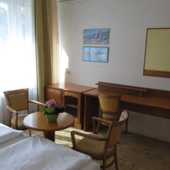 Hotel Jana / Pension Domov Mladeze удобства в номере фото 2