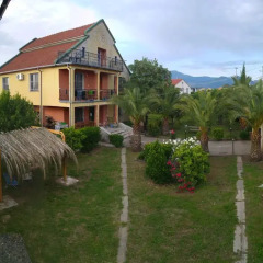 Green Garden Hostel фото 4