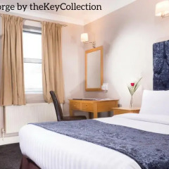 Hotel St. George by The Key Collection 3* Стандартный номер с двуспальной кроватью фото 5