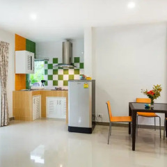 Отель Bangtao Local House Rental в номере