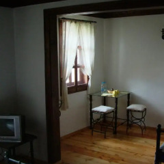 Отель Hadji Neikovi Guest Houses комната для гостей фото 3