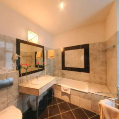 Отель Carlton Opera 3* Апартаменты с различными типами кроватей фото 6