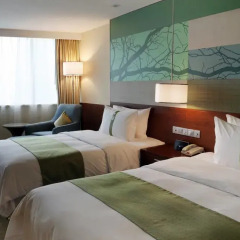 Отель Holiday Inn Donghua 4* Улучшенный номер фото 2