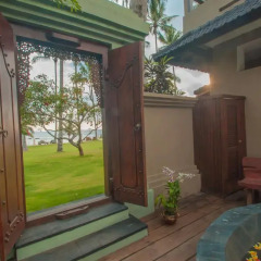 Отель Beachfront Citakara Sari Villas Индонезия, Бали - отзывы, цены и фото номеров - забронировать отель Beachfront Citakara Sari Villas онлайн комната для гостей фото 4