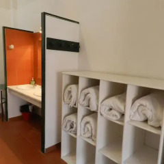 Layos Hostel - Camp удобства в номере