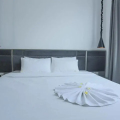 Thanh Binh 1 City Hotel 3* Улучшенный люкс с различными типами кроватей фото 6