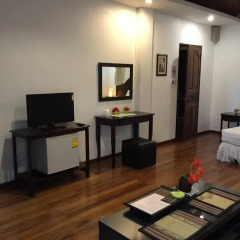 Отель Nawaporn Place Guesthouse 3* Улучшенная студия фото 21