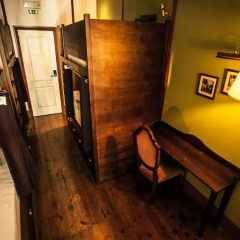 Home Lisbon Hostel Кровать в женском общем номере с двухъярусной кроватью фото 5