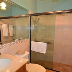 Отель Spicy Hill Villa ванная