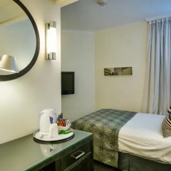 Отель Metropolitan Suites 4* Стандартный номер фото 4