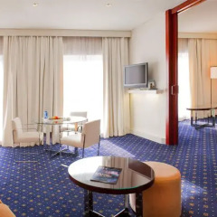 Отель SH Valencia Palace 5* Улучшенный номер с двуспальной кроватью фото 5