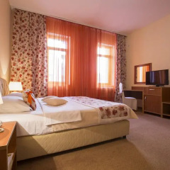 Hotel N 3* Улучшенные апартаменты с различными типами кроватей фото 20